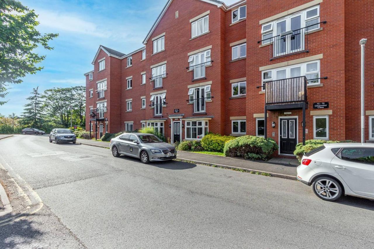 Lovely 2Bed Apt In Redditch, Free Wi-Fi & Parking Экстерьер фото